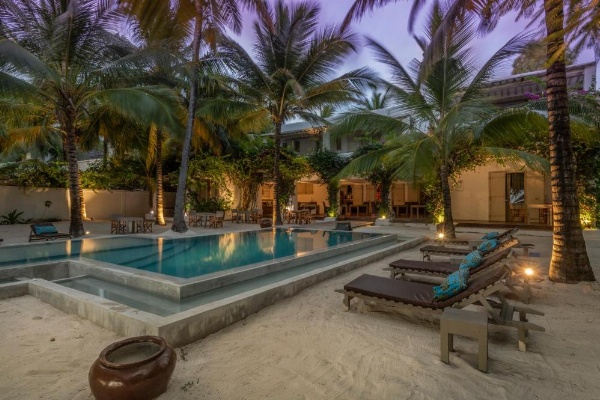 Uzuri Boutique Hotel image 16